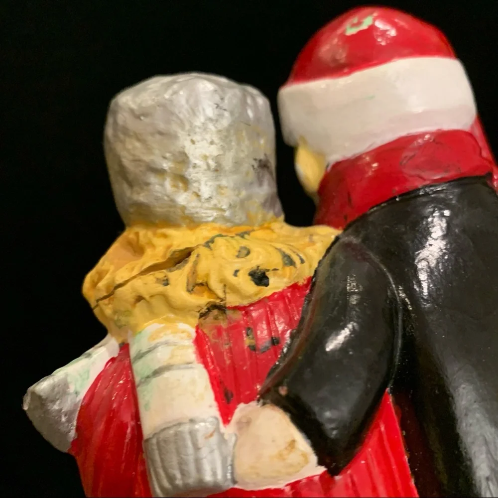 Vintage Christmas Caroling Family Ceramic Figurine Statue // REPAIRED/FLAWS